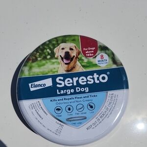 New Seresto Flea and Tick Collar for LARGE Dogs Sealed Odorless Non-greasy